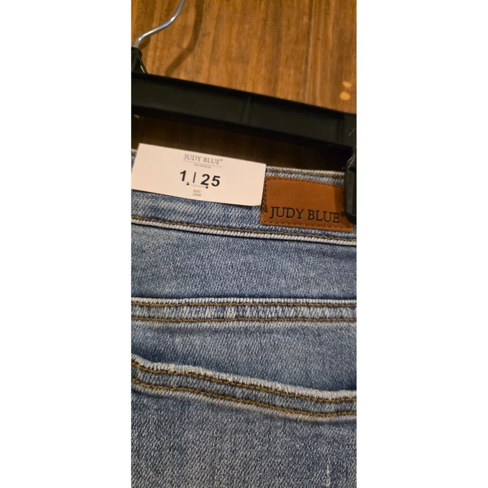 Judy Blue Mommin' Ain't Easy Boyfriend Jeans Womens 1/25 Relaxed Distressed‎ NWT - Picture 9 of 12